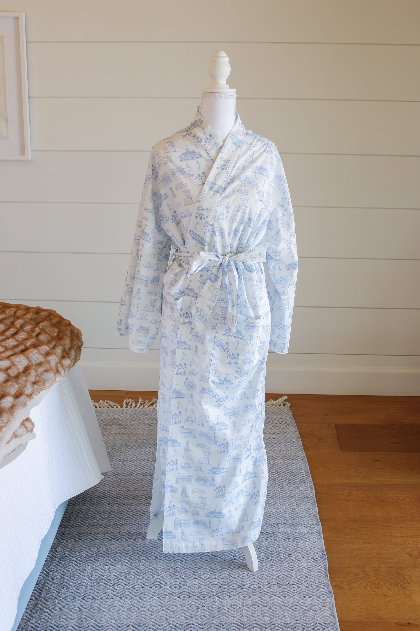 Newporter Robe